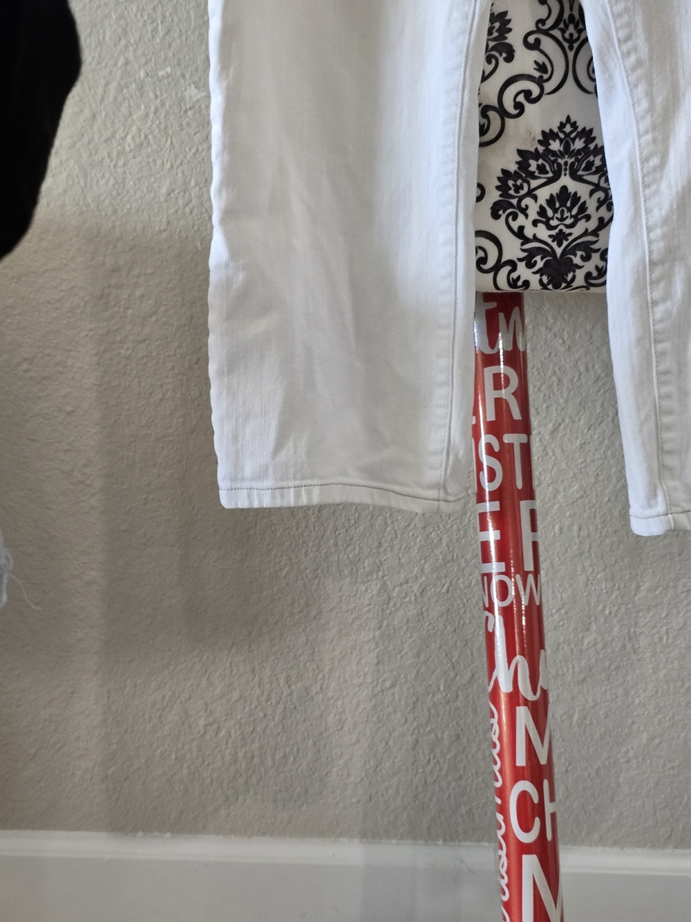 Ann Taylor White Straight-Leg Pants